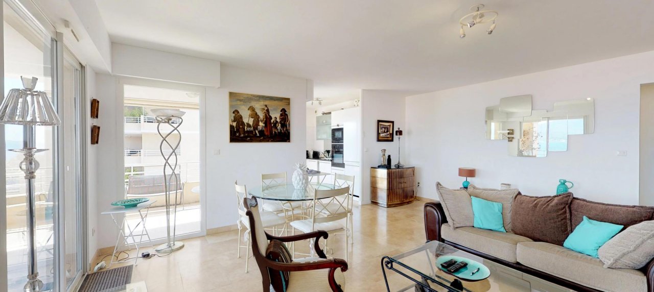 Superbe F4 de standing à vendre vue mer panoramique parc Berthault à Ajaccio, 32m² de terrasse plein sud