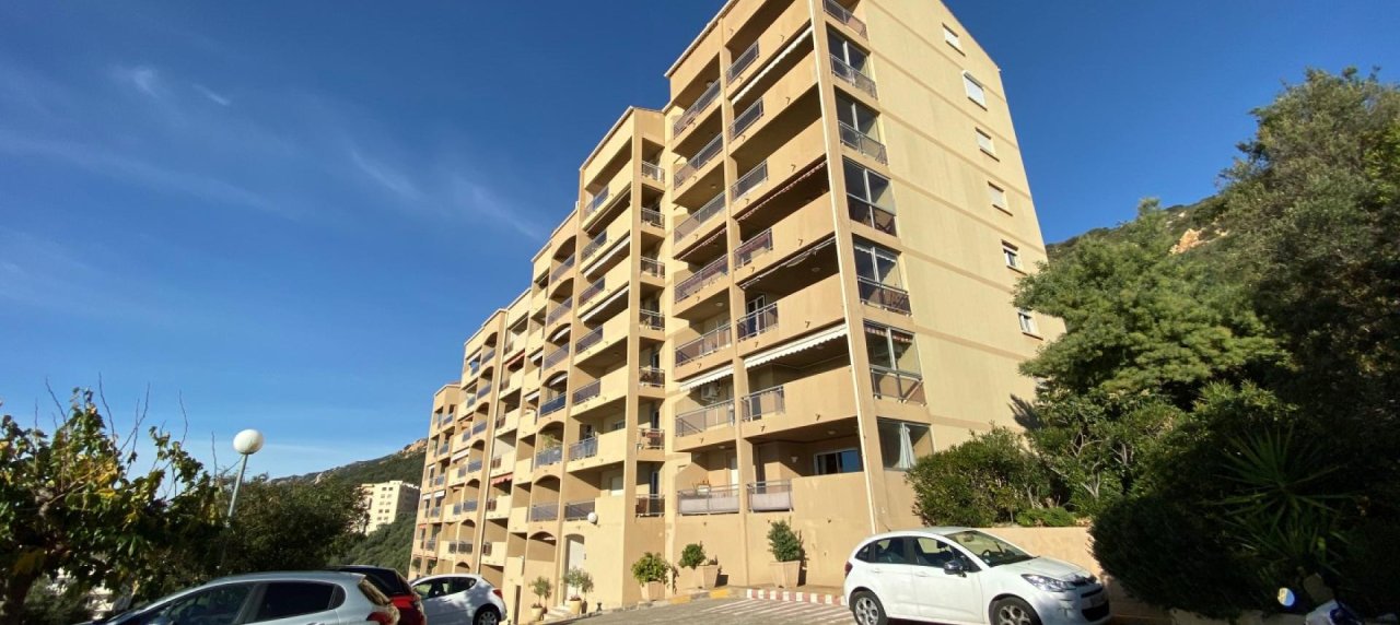 Appartement F4 à vendre avec vue mer secteur Sanguinaires - Ajaccio