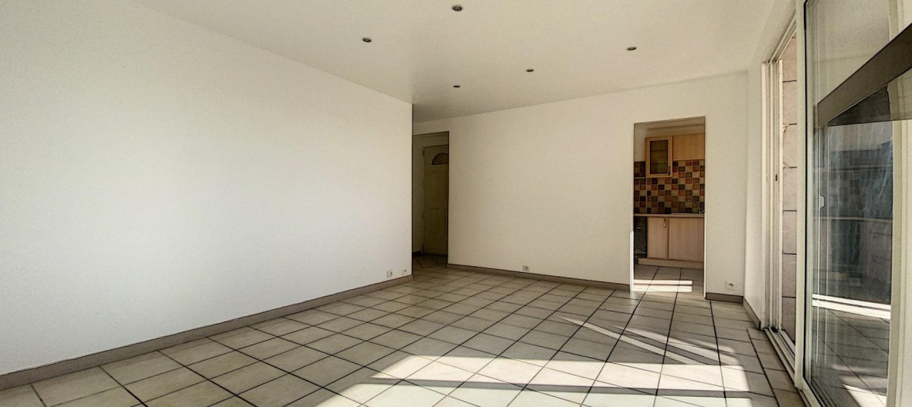 VENTE APPARTEMENT F4 - RESIDENCE PRIMEVERE- AJACCIO
