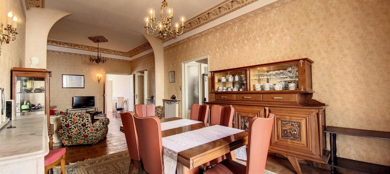A vendre F4 rue Fesch - Ajaccio Centre ville