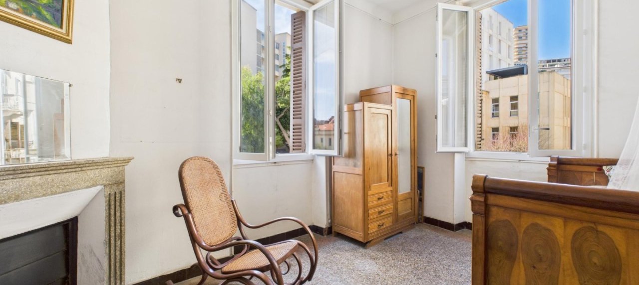 F4 A VENDRE RUE GENERAL LEVIE