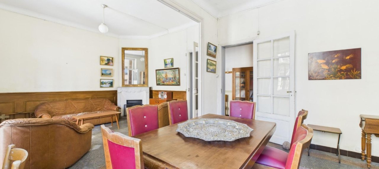 F4 A VENDRE RUE GENERAL LEVIE