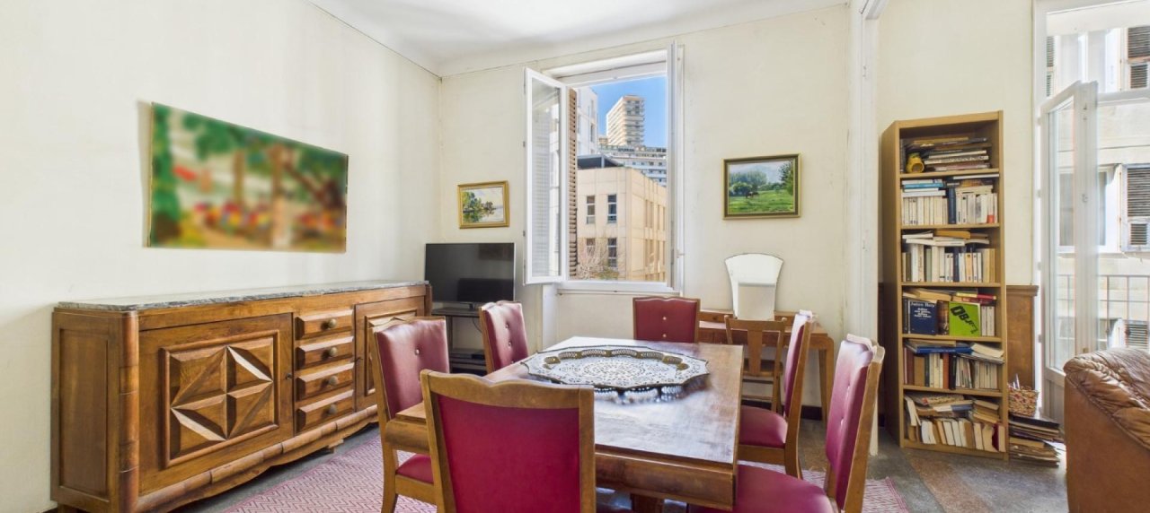 F4 A VENDRE RUE GENERAL LEVIE