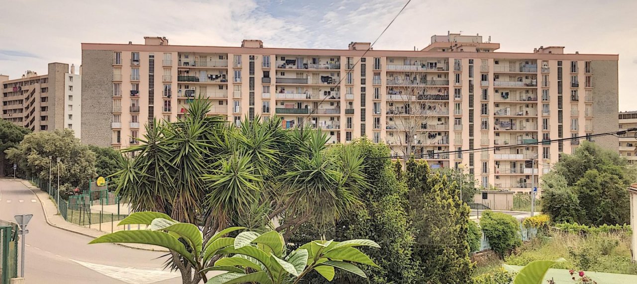 En Corse, à Ajaccio, un appartement de type F4 de 87 m² secteur du Loretto