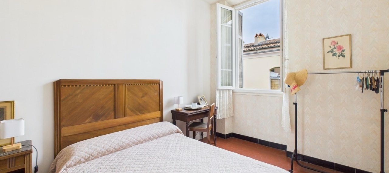 F5 A VENDRE AVENUE BEVERINI