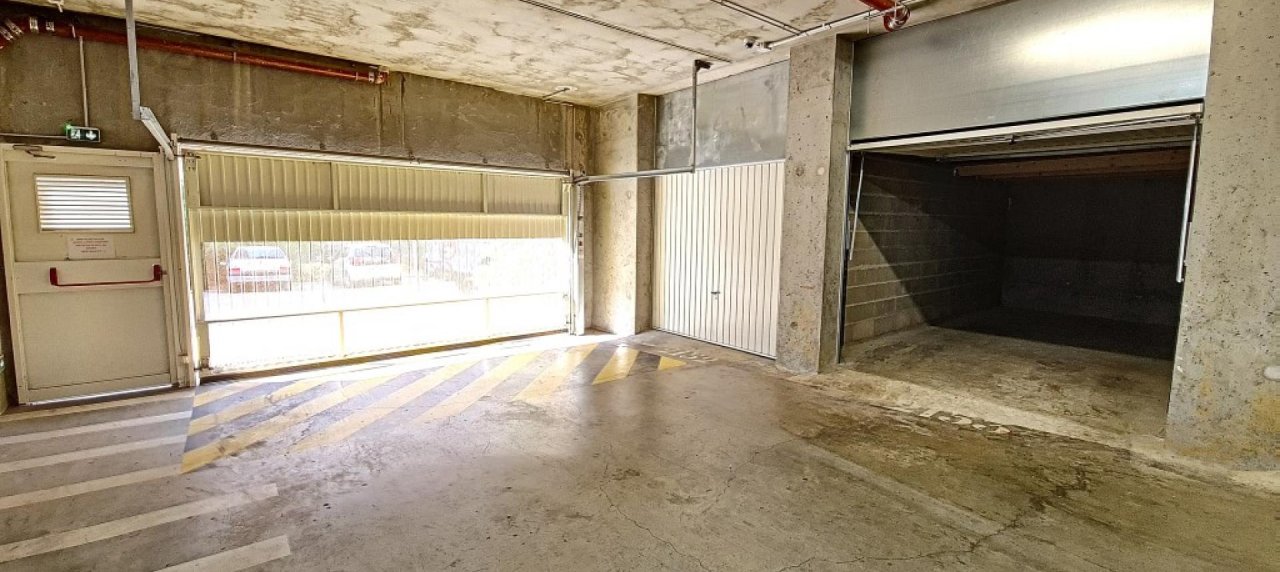 Garage à louer le Nerval Terrasses du parc