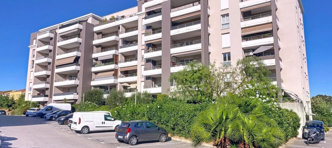 Place de stationnement résidence Vivaldi à Ajaccio