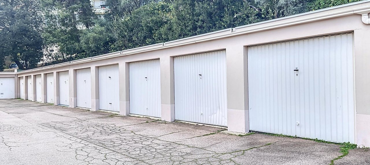 Garage à vendre à Ajaccio - Route des Sanguinaires