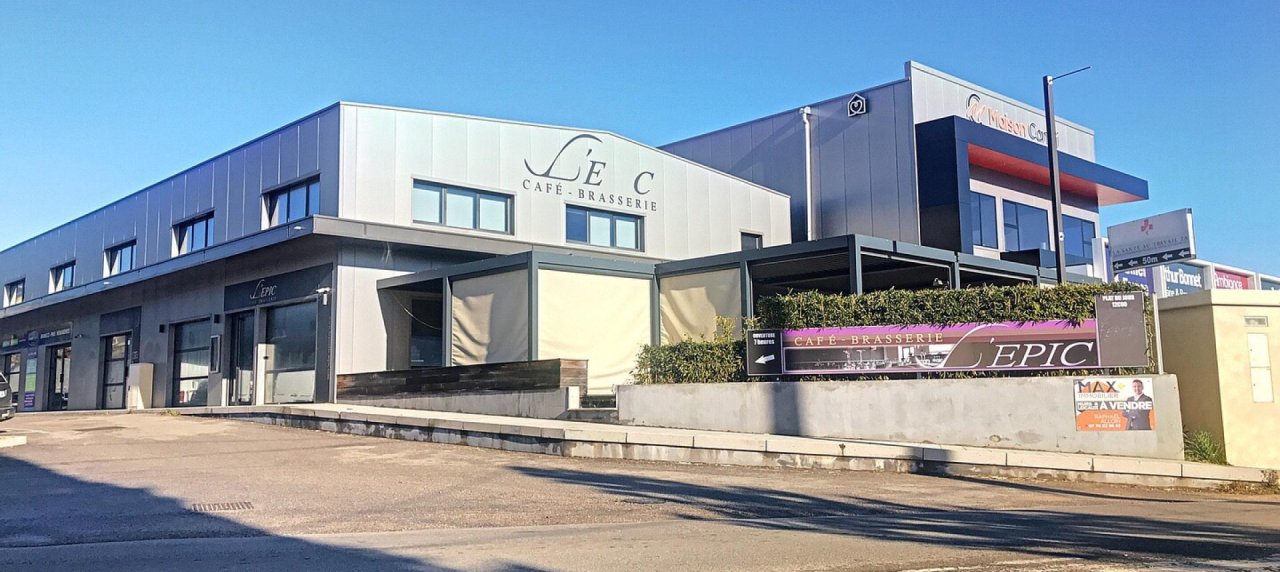 Baléone - Ajaccio: Vente murs d'un local commercial de 316 m² - Emplacement n°1 