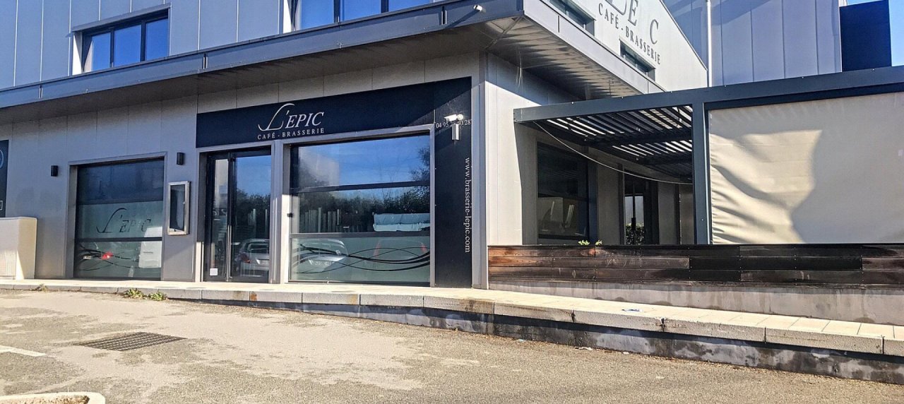 Baléone - Ajaccio: Vente murs d'un local commercial de 316 m² - Emplacement n°1 
