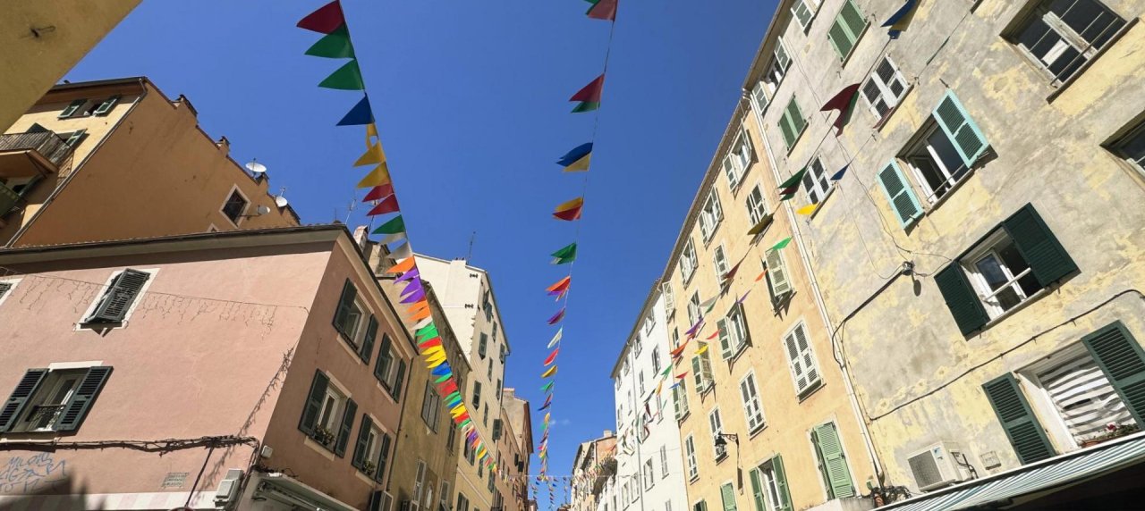 F2 A VENDRE RUE FESCH
