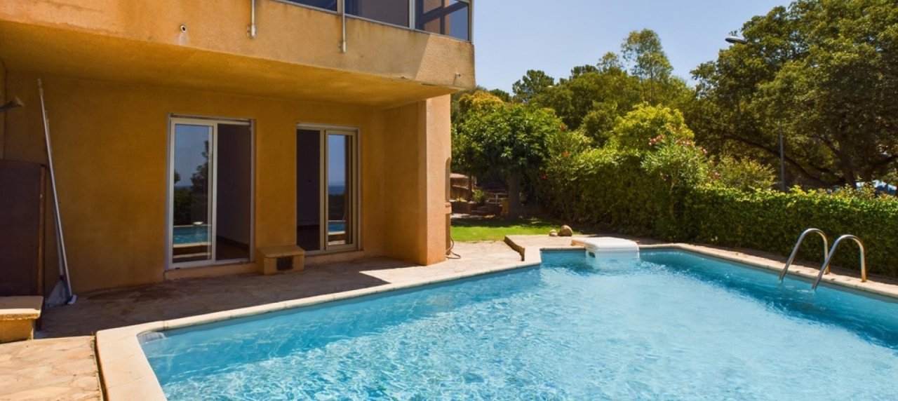 Maison F5 avec piscine à louer à Ajaccio - Aspretto