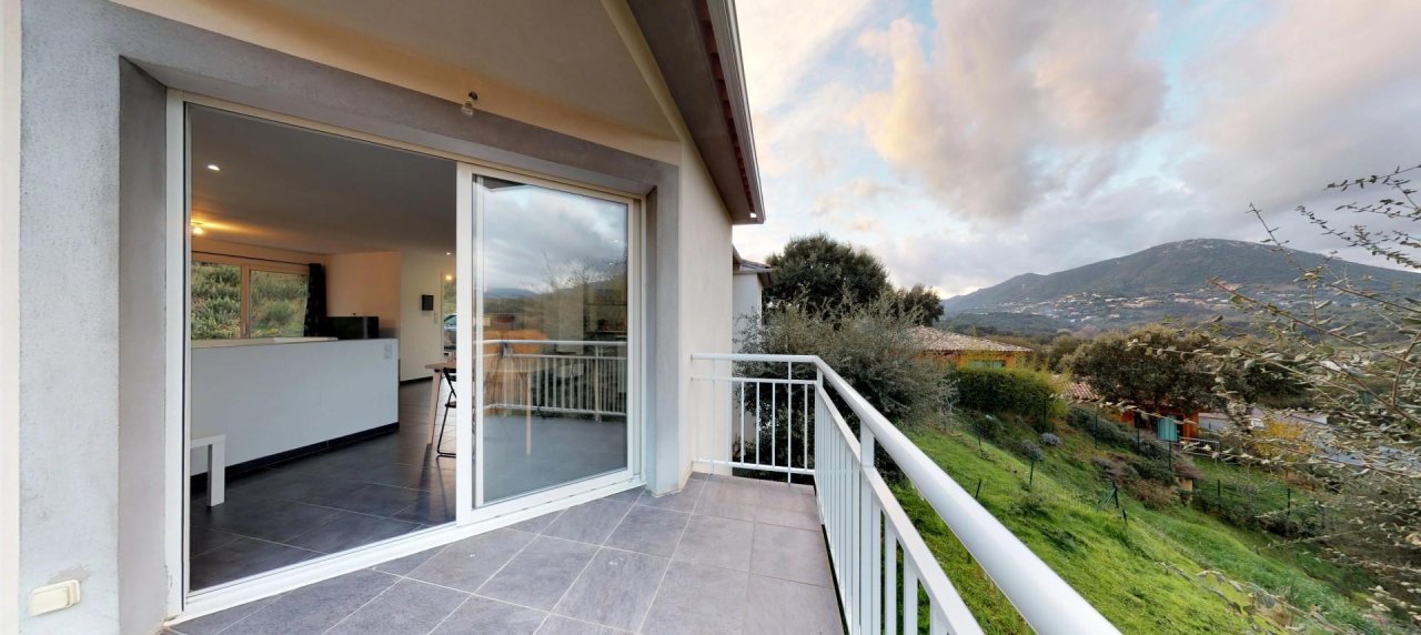À vendre villa F4 duplex sur la commune d'Afa - Ajaccio