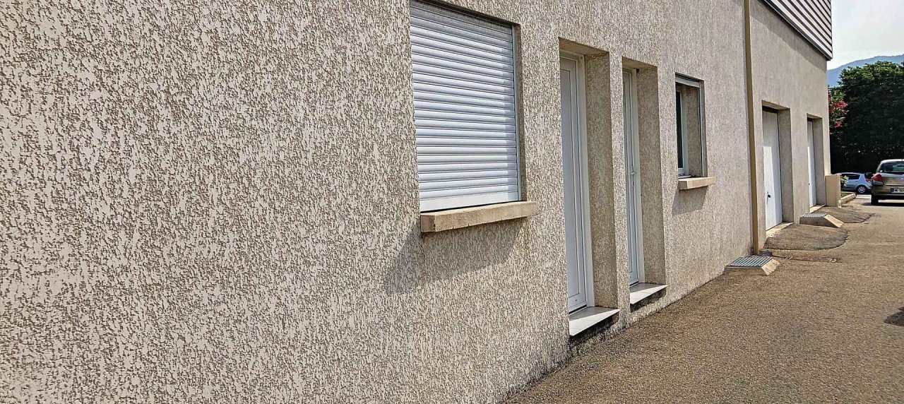Vente de murs d'un local commercial de 213 m² - Mezzavia / Ajaccio