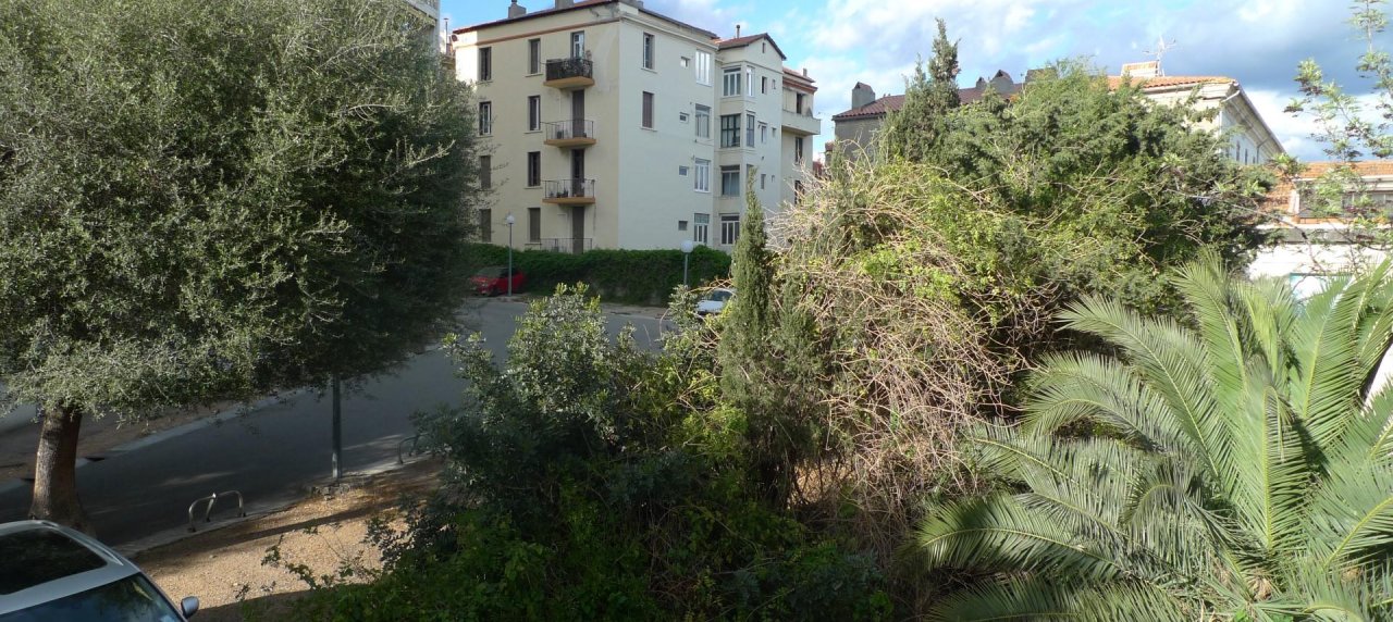 T3 COURS GRANDVAL vue