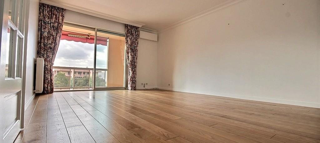 Salon, A vendre, appartement F3, Salario à Ajaccio en Corse