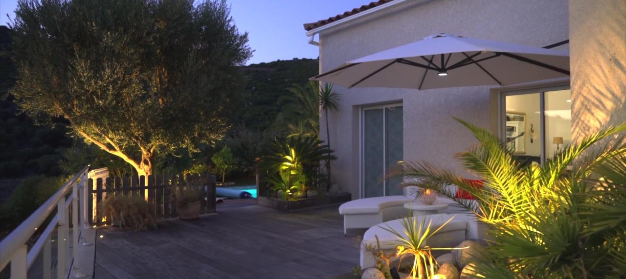 Vente d'une villa au Golfe de Lava avec piscine