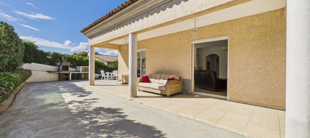MAGNIFIQUE VILLA - CAURO