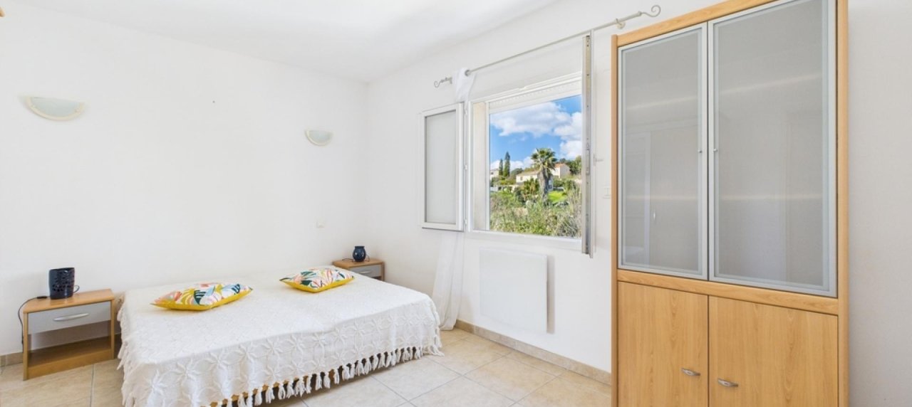 MAGNIFIQUE VILLA - CAURO
