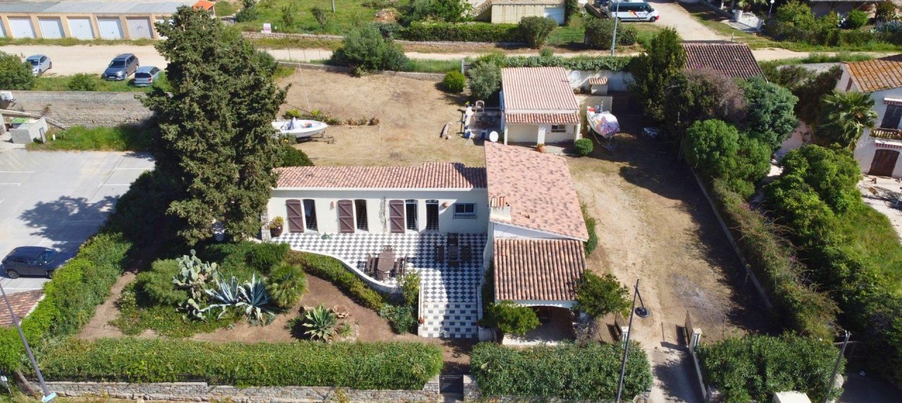 Villa F5 + T2 vue mer à vendre près d'Ajaccio, Tiuccia