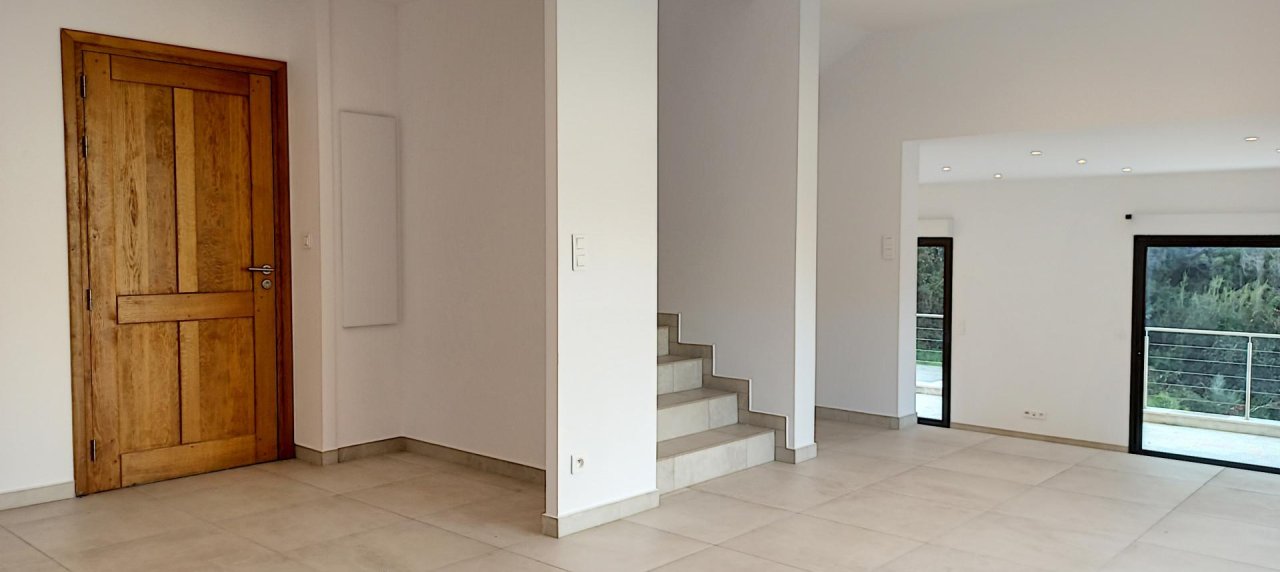Villa F4 à vendre à l'entrée de ville d'Ajaccio