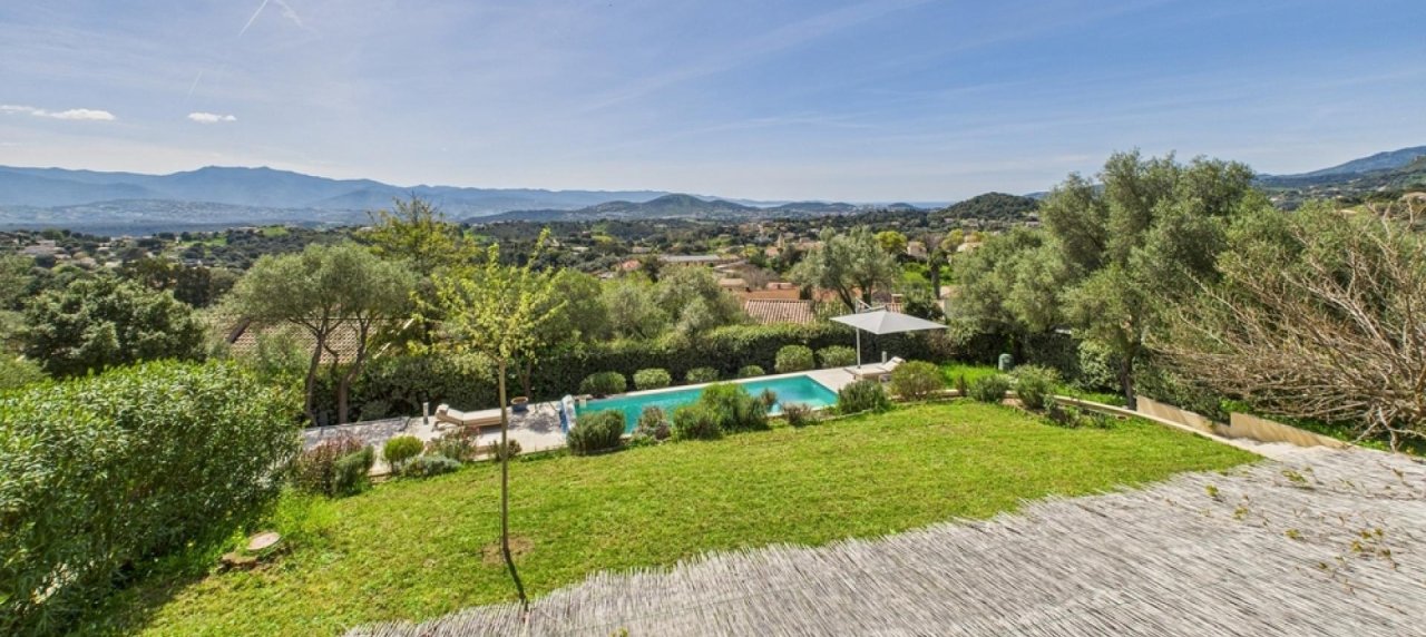 VILLA A VENDRE F5 AFA
