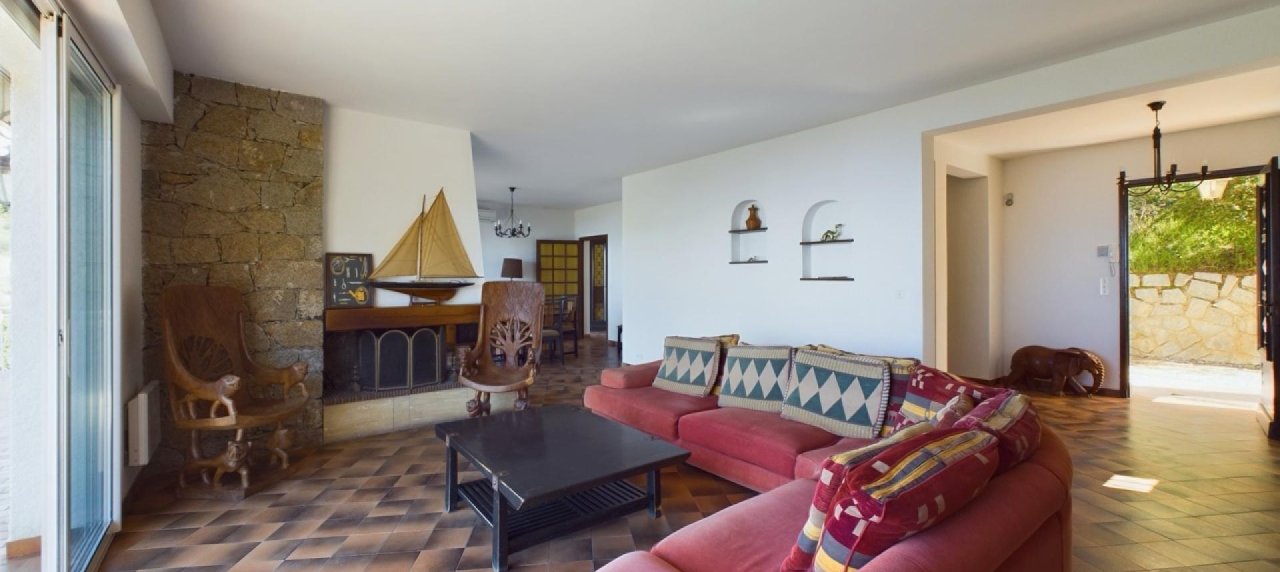 Villa F4 vue mer à vendre à Tiuccia près d'Ajaccio