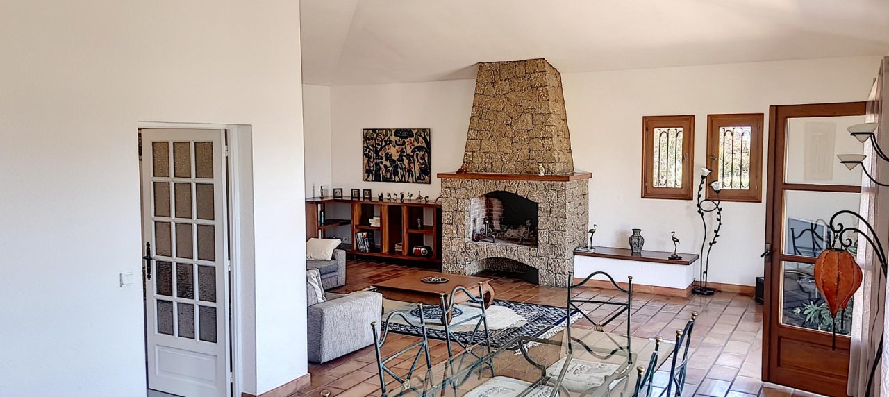 A louer villa Salario séjour