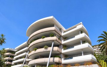 A VENDRE F4 DE STANDING AVEC VUE MER ROUTE DES SANGUINAIRES